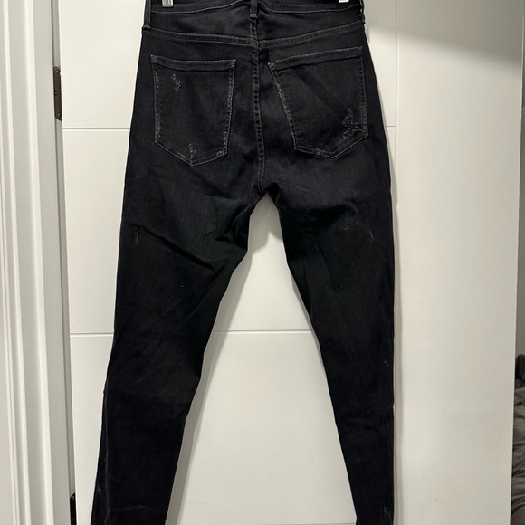 Citizens of humanity distressed dark grey/blk jeans. - Picture 2 of 5